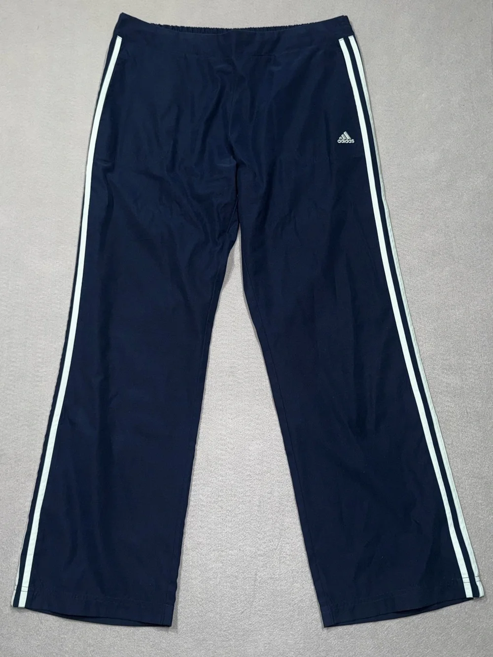 Men’s vintage adidas track pants parachute pants